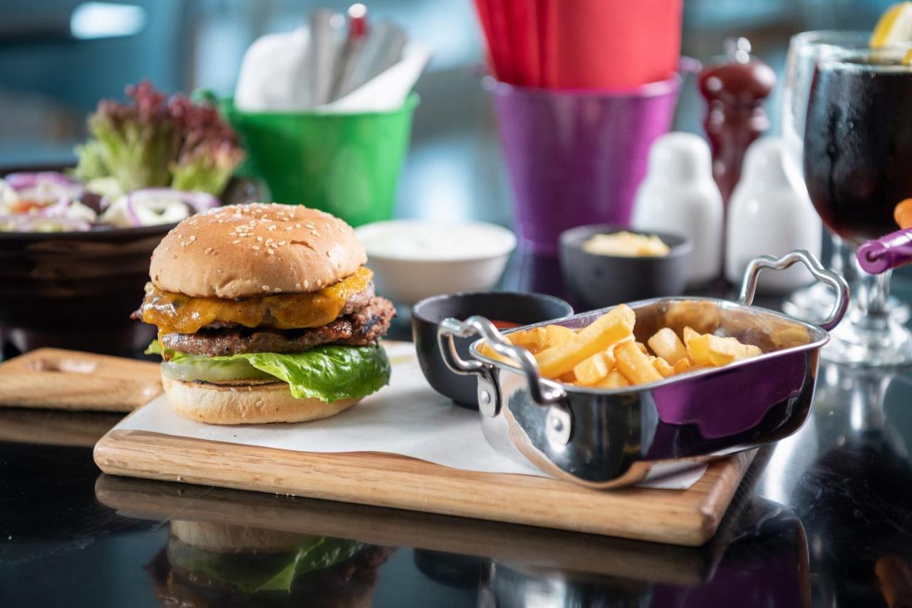 Park Inn By Radisson Jubail Industrial City Ngoại thất bức ảnh